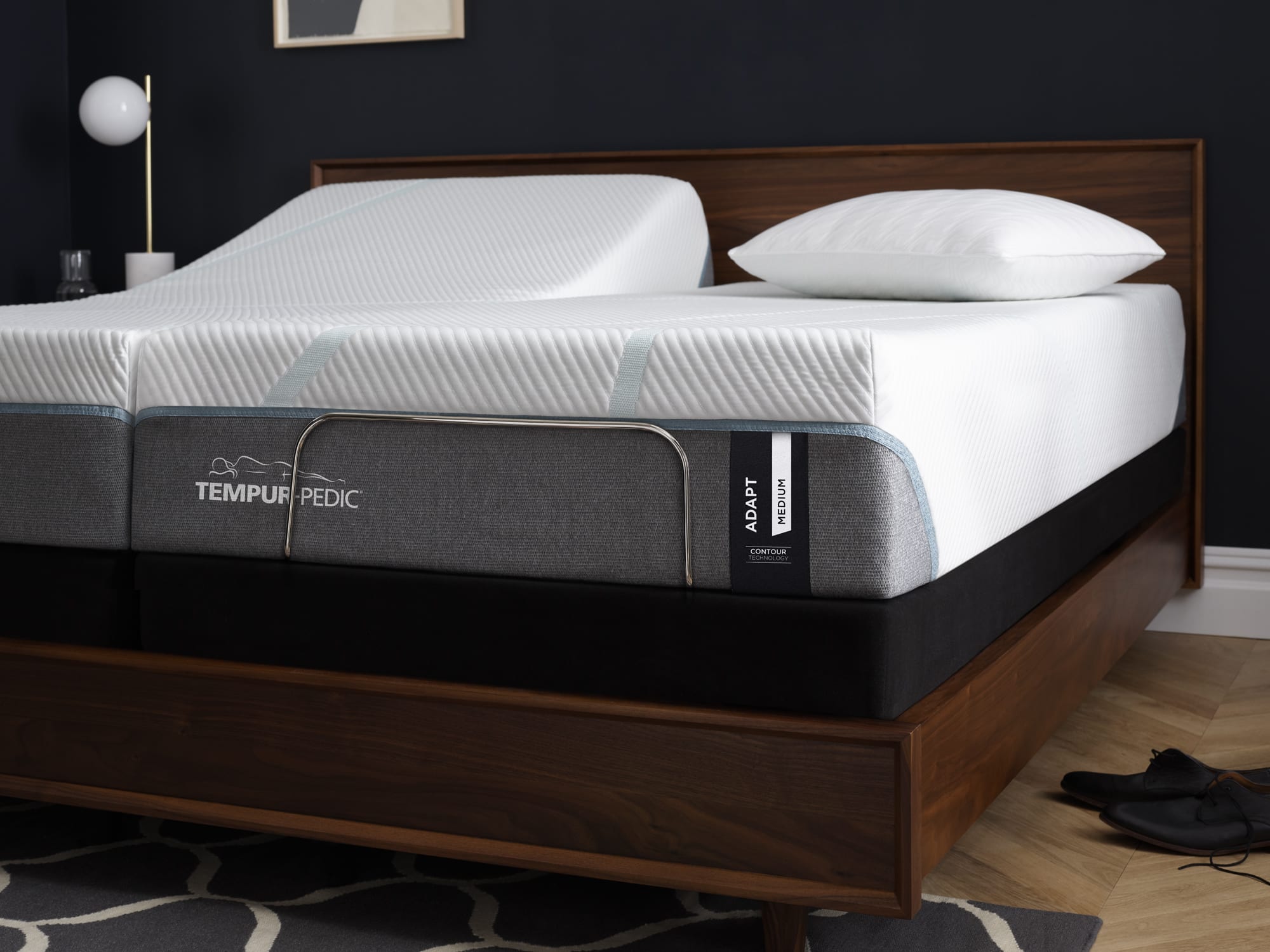 are tempurpedic mattresses latex free