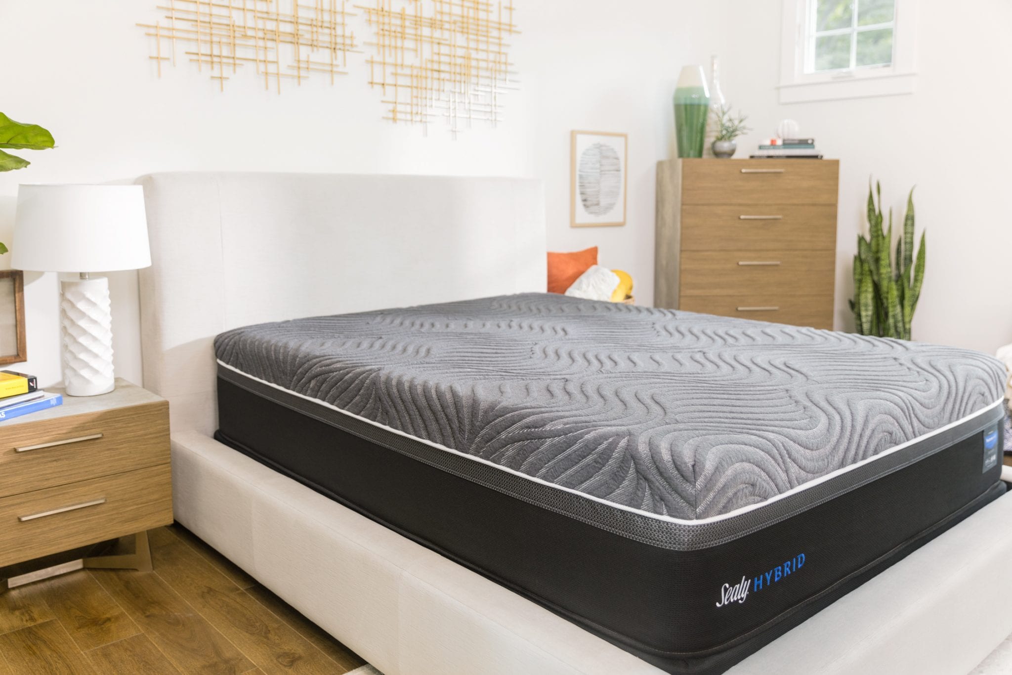 best queen hybrid mattresses