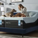 Tempur-Pedic LUXEbreeze° king bed adjustable base