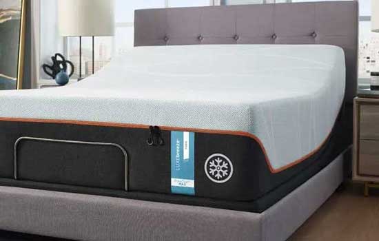 TEMPUR-breeze° mattress by Tempurpedic