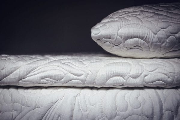 Posh+Lavish 3-inch Pillow Top Topper