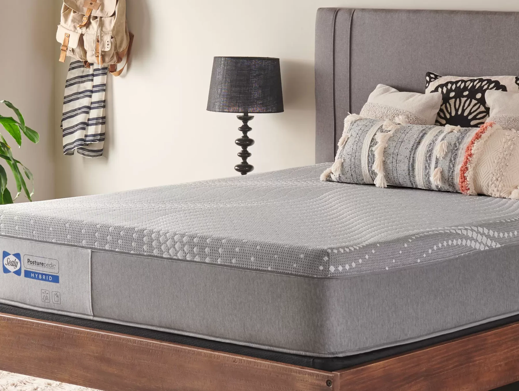 Sealy Hybrid Paterson Medium Mattress